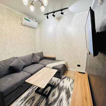 Yas 2 Apartment Самарканд Екстериор снимка